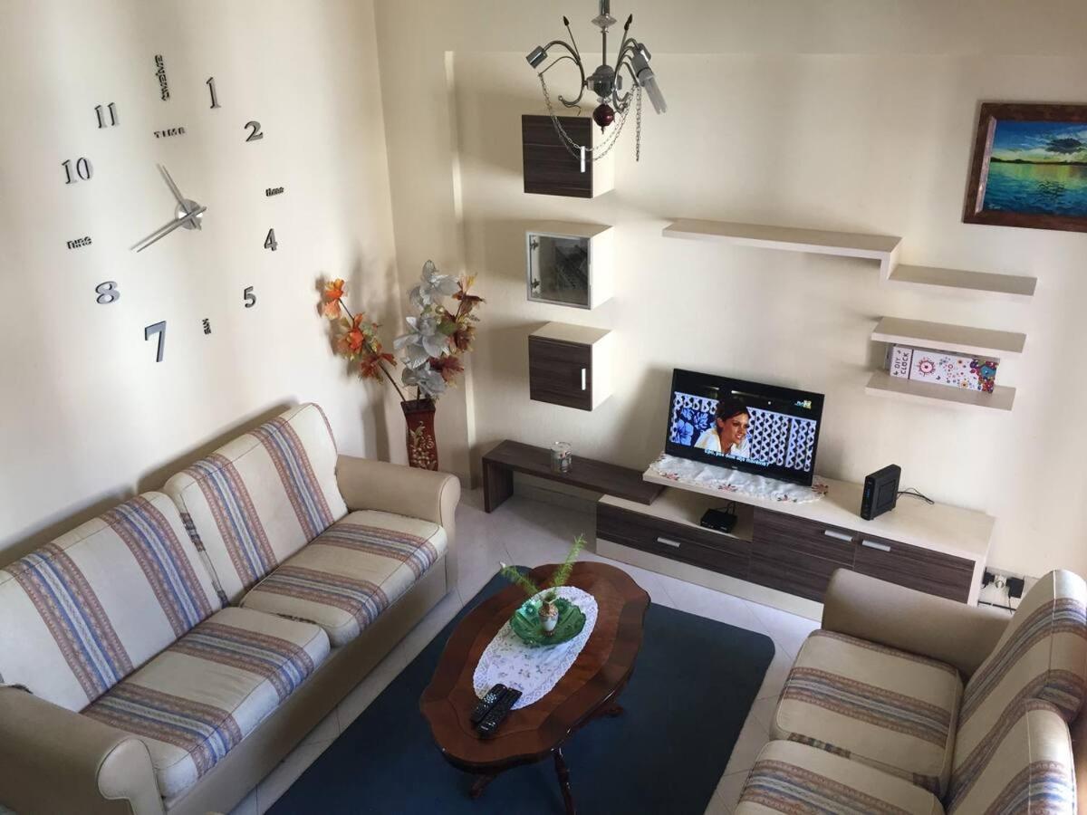 One Apartament Appartamento Durrës Esterno foto