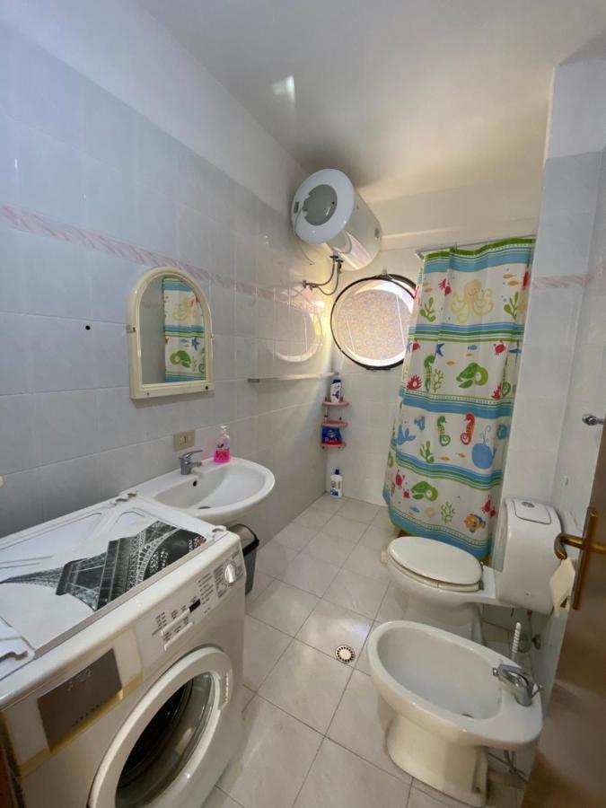 One Apartament Appartamento Durrës Esterno foto